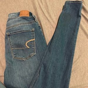 High waisted AE jeans